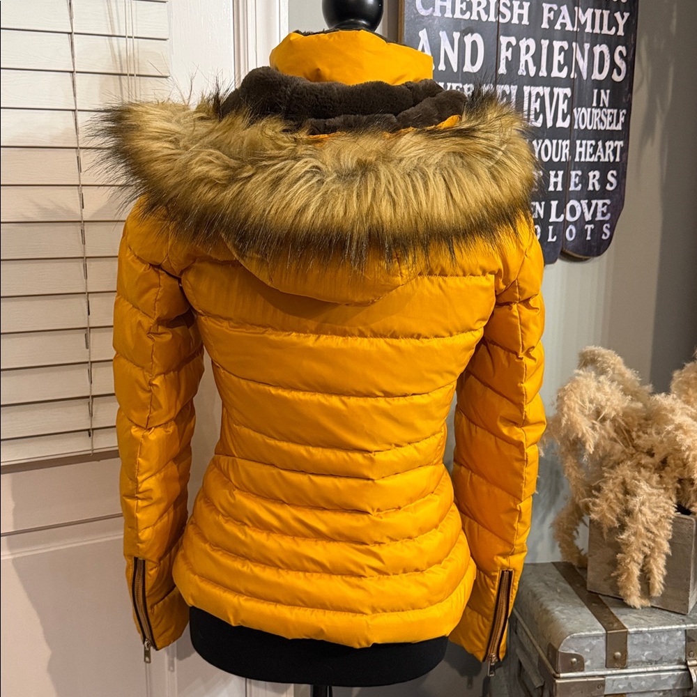 4X HP! 🌈 ZARA winter puffer coat, faux fur, removable hood mustard size sm - Picture 10 of 15
